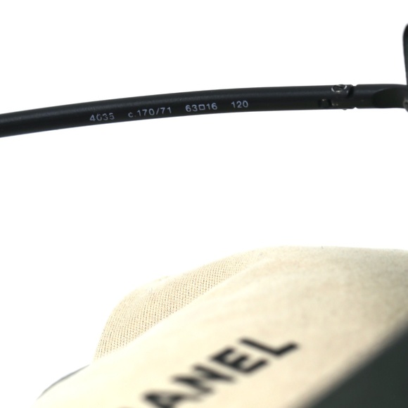 Chanel Black Vintage Sunnies - Picture 10 of 11